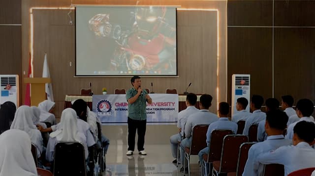 /news/Membangun-Masa-Depan-Gemilang-Seminar-Program-14-di-Taiwan-di-SMK-Negeri-1-Sungailiat-0.jpg